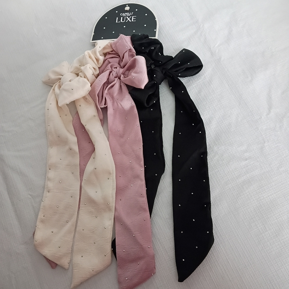 🦋 Capelli NY Luxe 3 Pack of Satin Hair Bows Scrunchies Rhinestones Details NEW